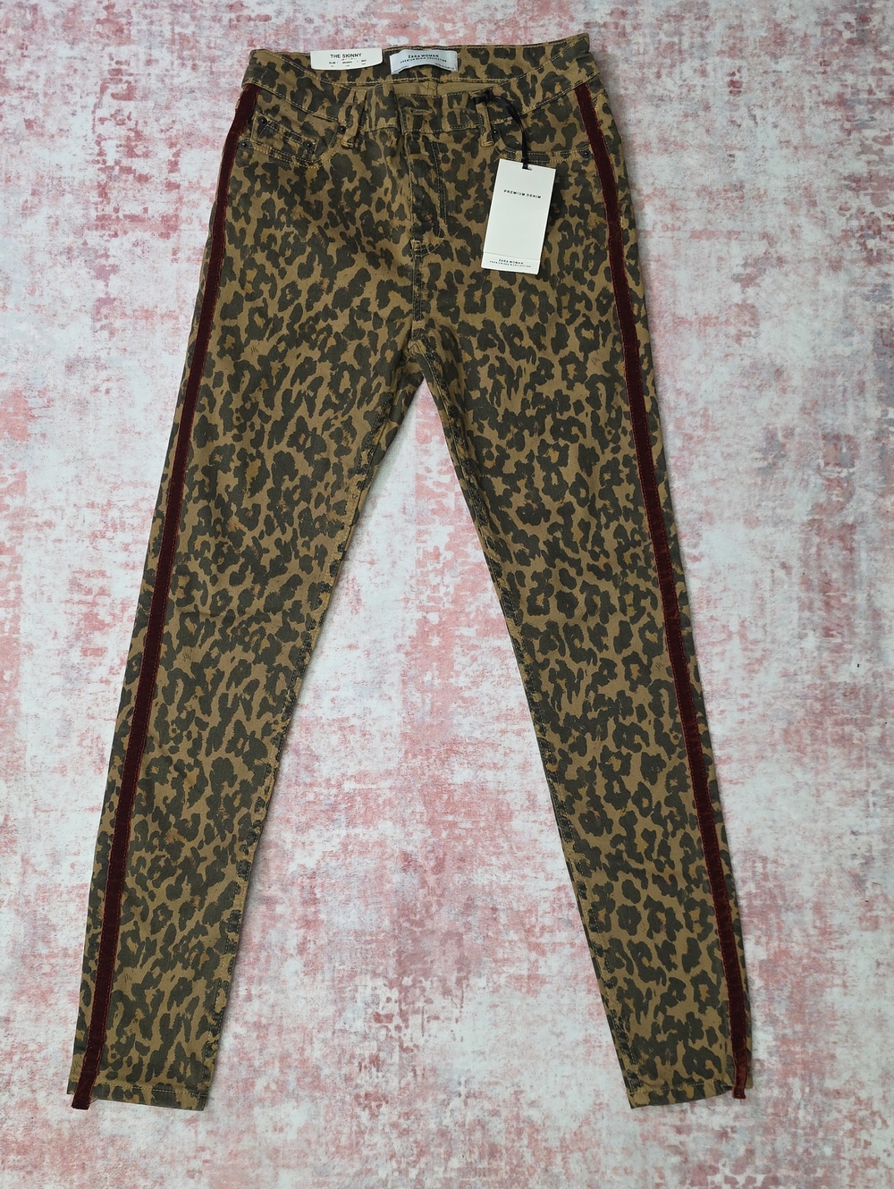 NWT Zara Leopard Print Skinny Jeans with Burgundy Side Stripe Size 4